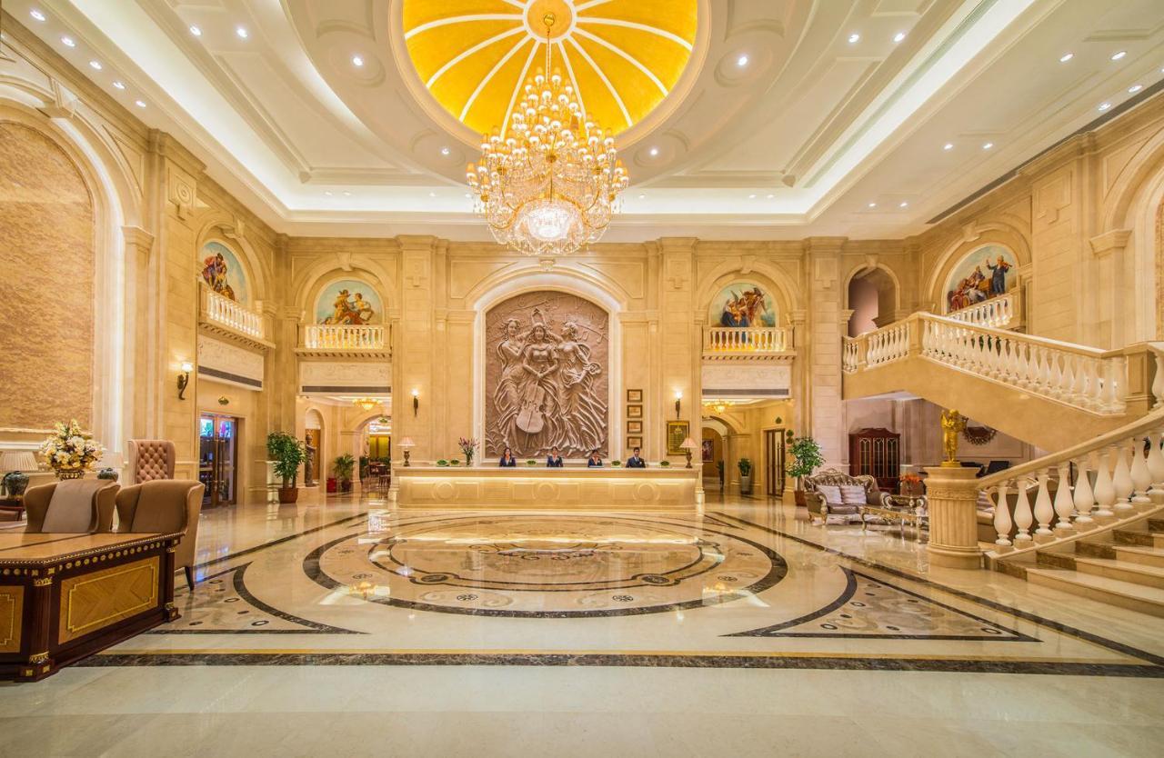 Vienna Classic Hotel Ganzhou Meilin Екстериор снимка